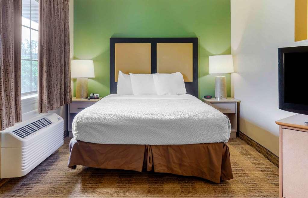 Extended Stay America Select Suites - Raleigh - Rtp - 4610 Miami Blvd Durham Room photo